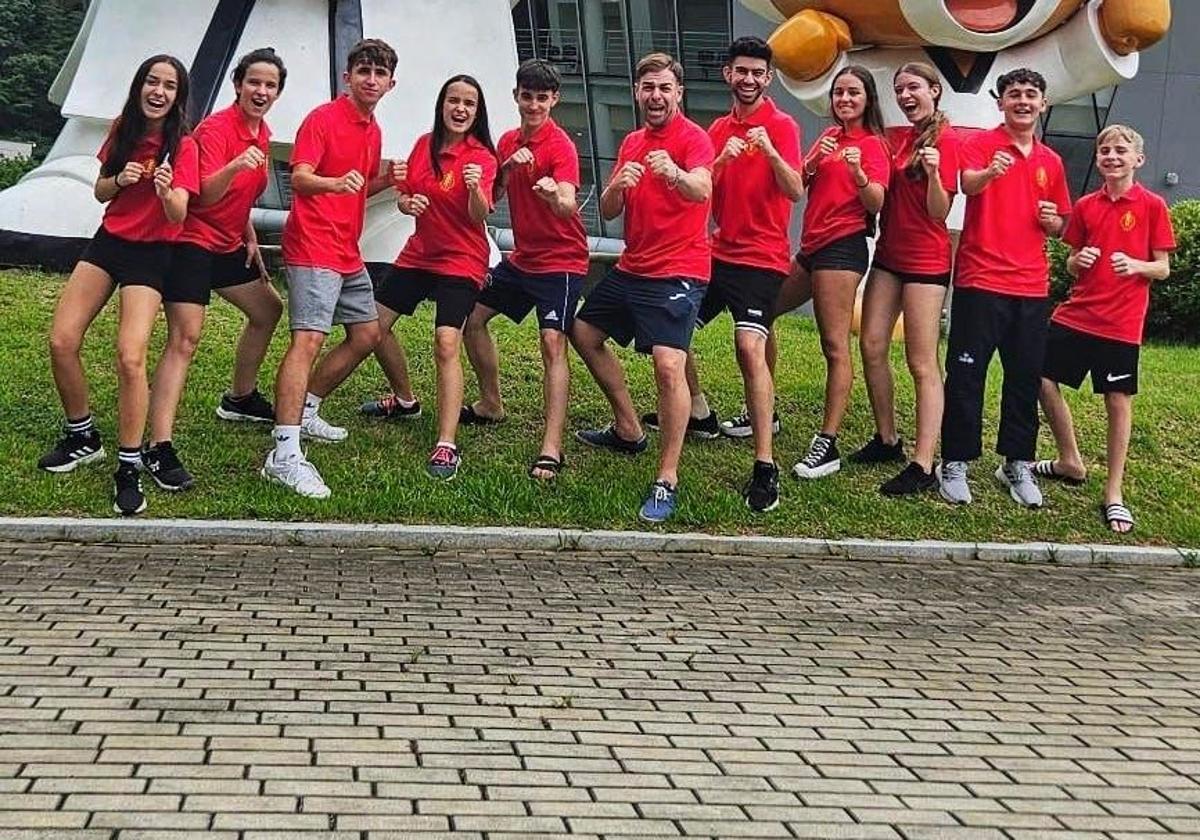 Rubén Hita y los suyos, en su reciente visita a Corea del Sur.