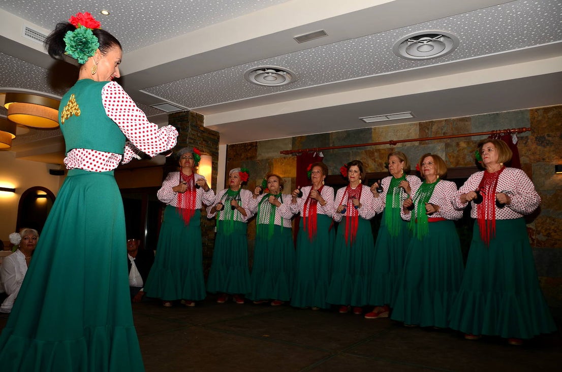 Cena, baile y canción de autor en San Miguel de Huétor Vega