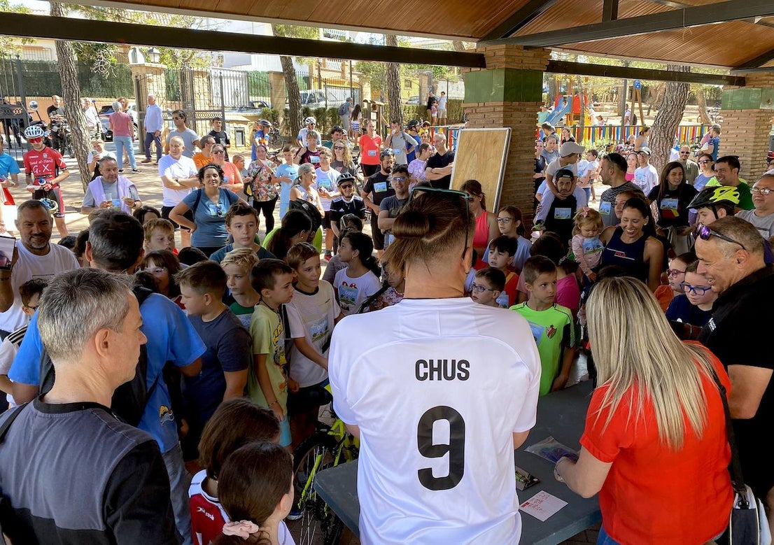 Barbacoa sobre ruedas en el Parque de los Pinos de Huétor Vega