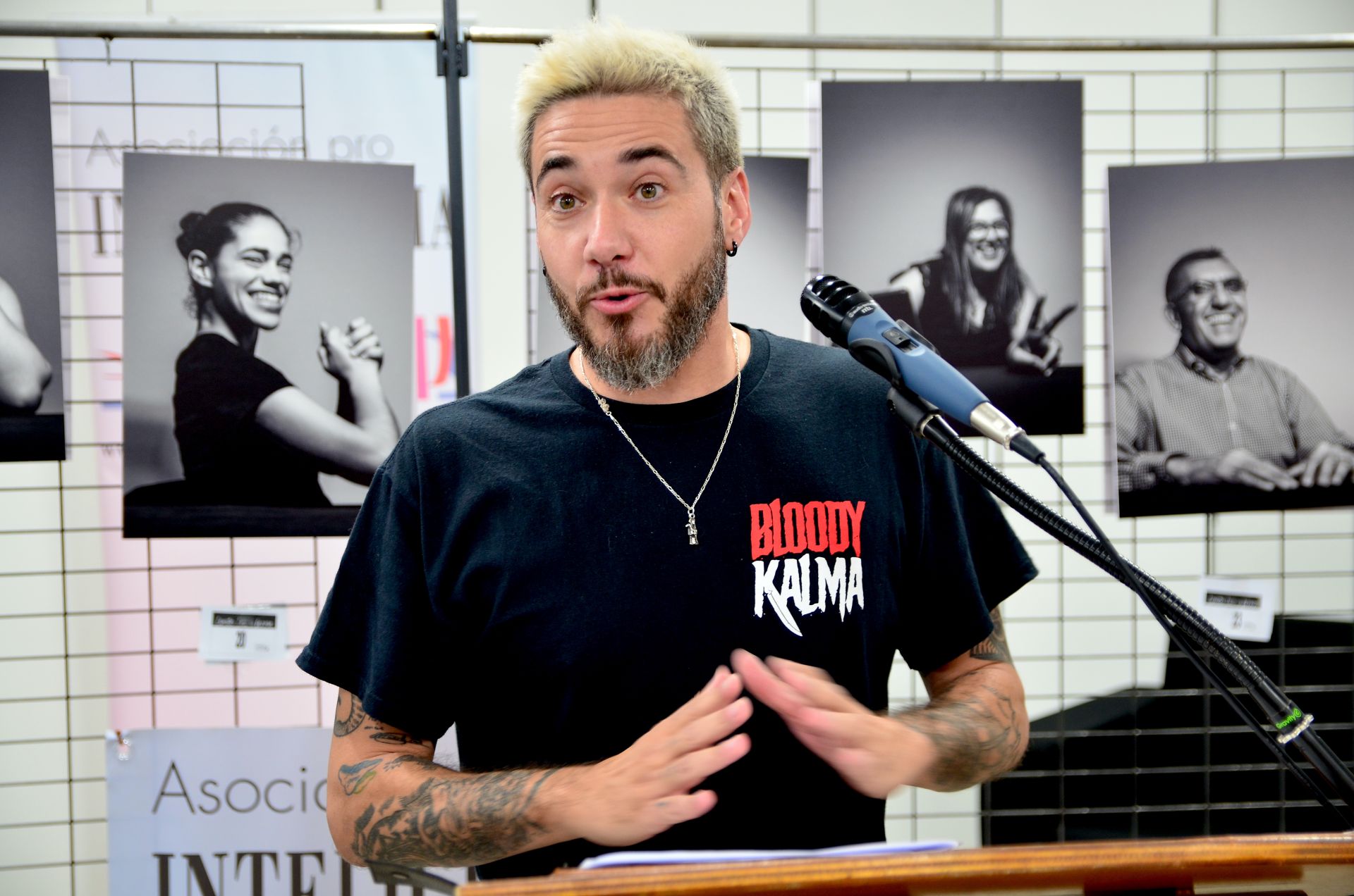 Exposición fotográfica 'Límite: luz y forma', en el Espacio Joven de Huétor Vega