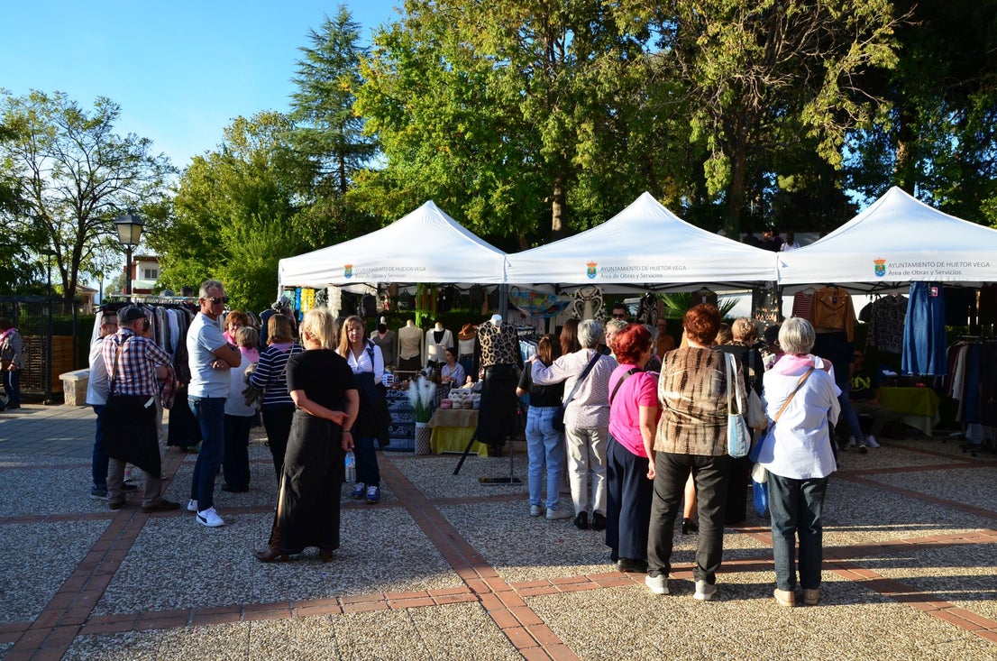 Huétor Vega impulsa el comercio local con su primera Feria de Otoño