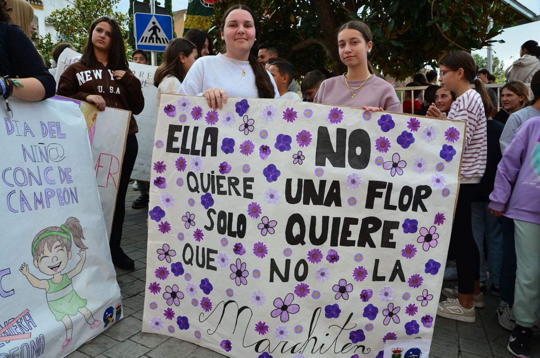 El IES Los Neveros de Huétor Vega clama contra la violencia machista