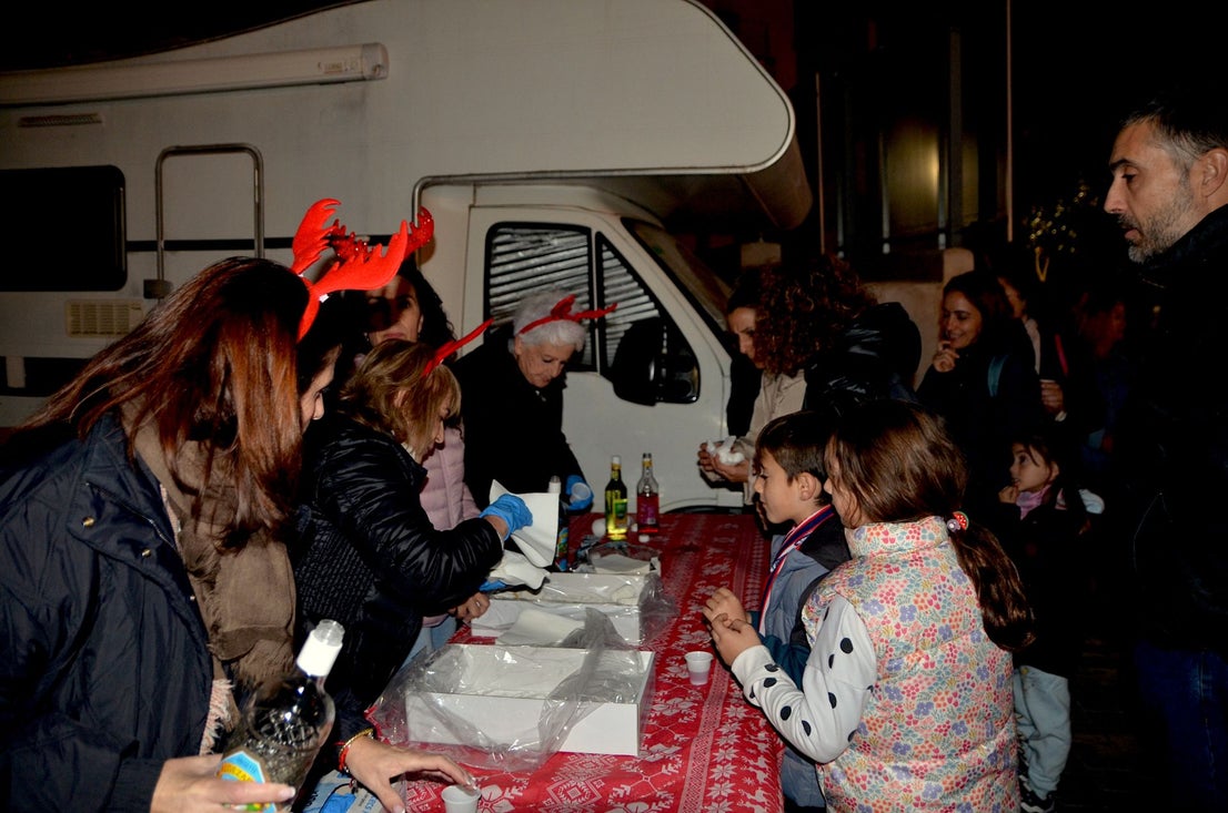 Huétor Vega alumbra ya su Navidad