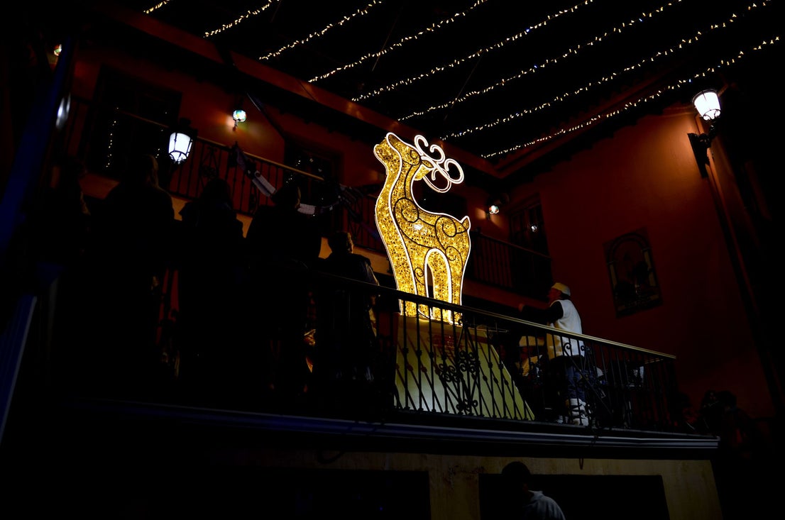 Huétor Vega alumbra ya su Navidad