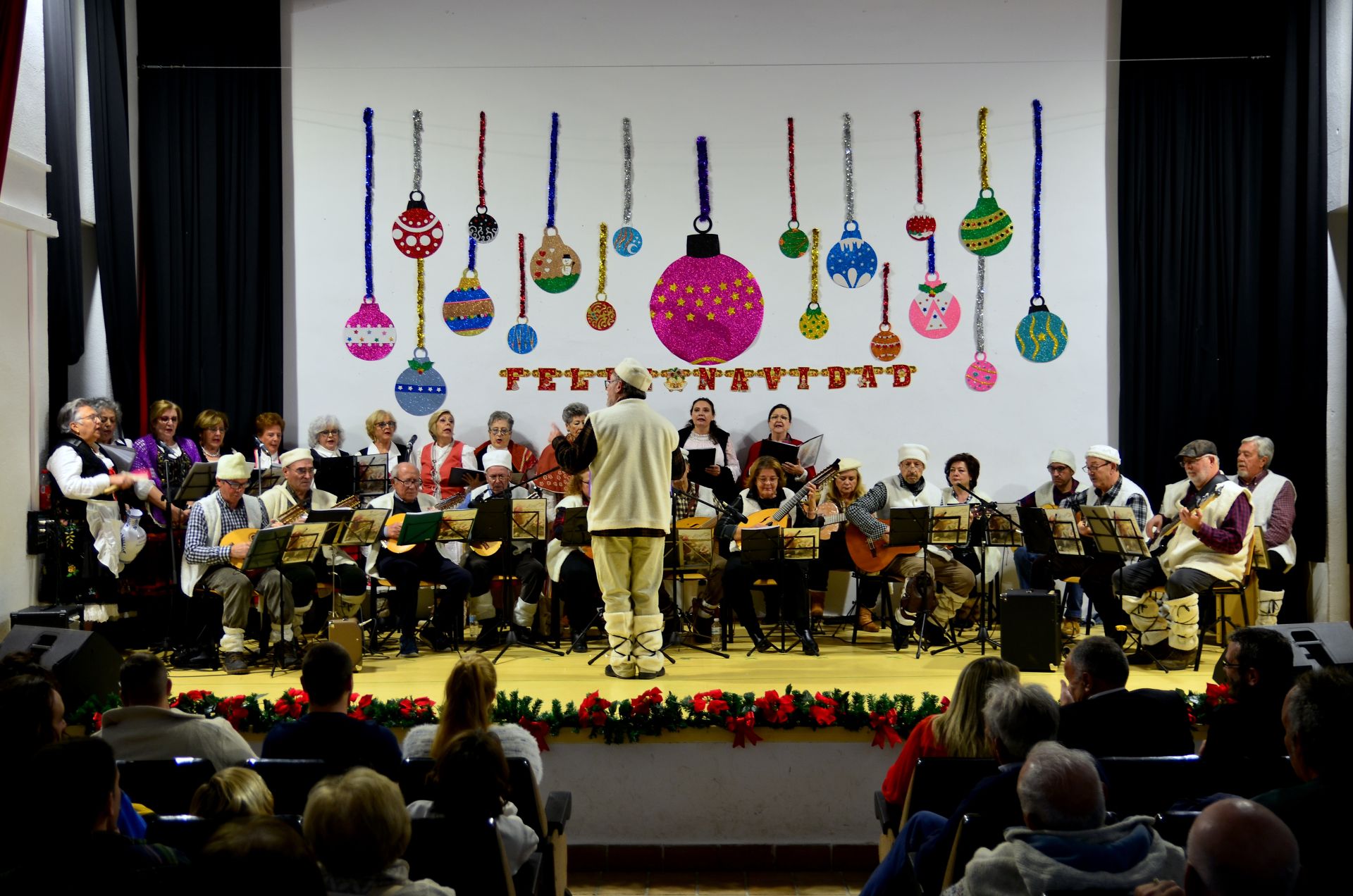 La Navidad relumbra en Huétor Vega