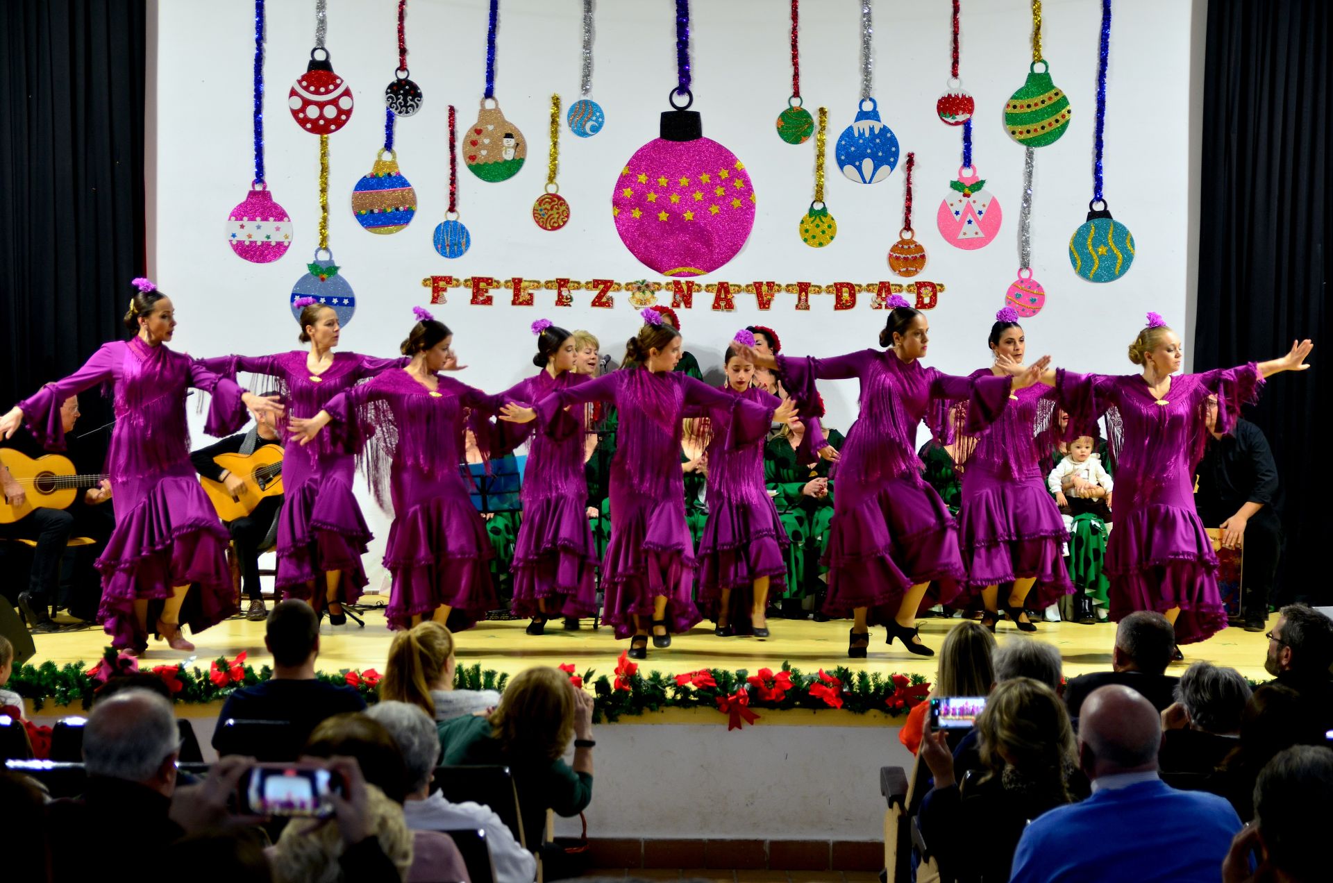 La Navidad relumbra en Huétor Vega
