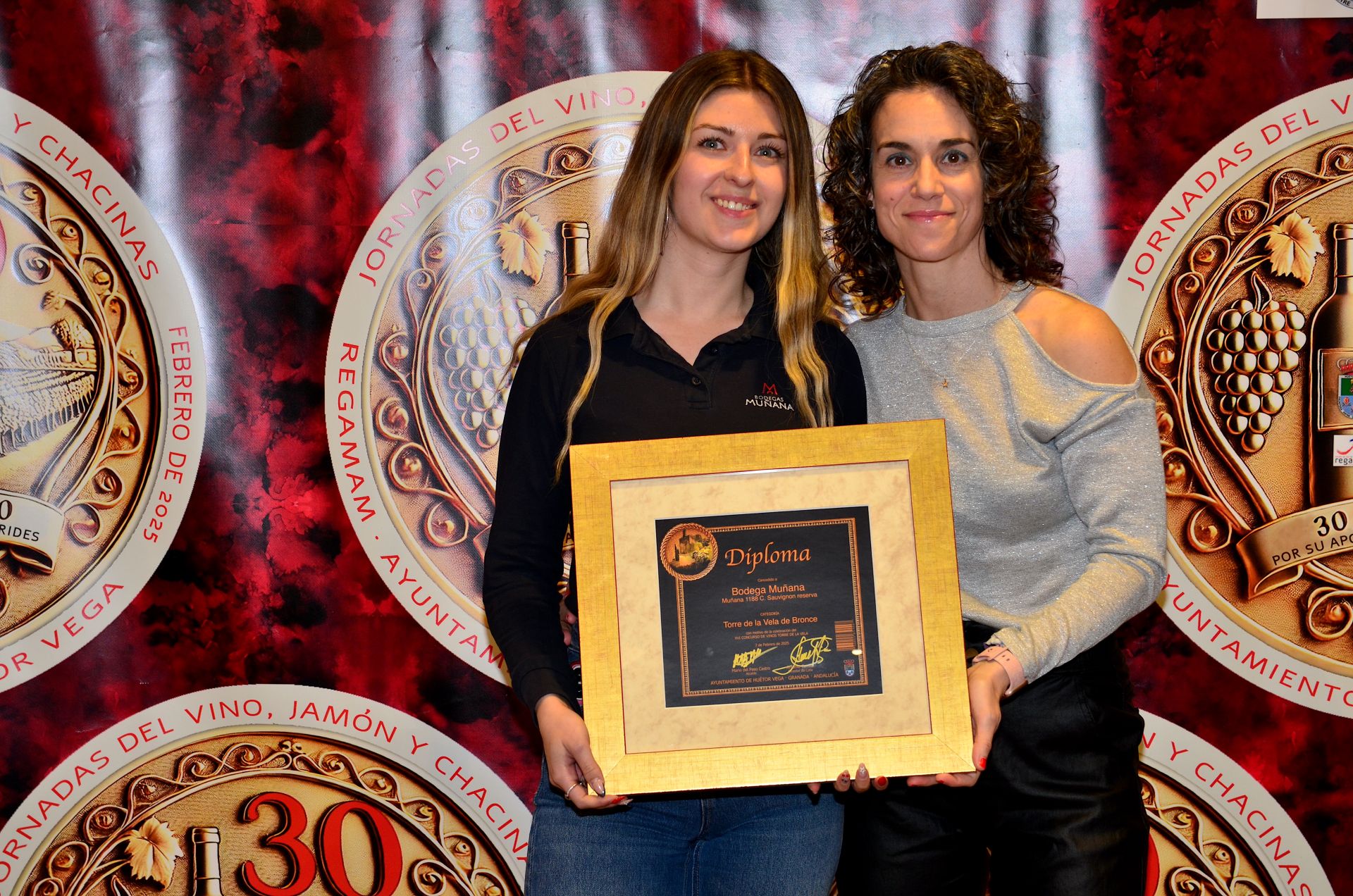 Entrega de premios de los concursos de vinos de Huétor Vega y Granada