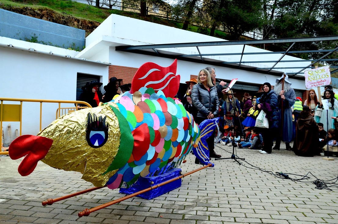 Carnaval: la sardina vuelve a arder en Huétor Vega