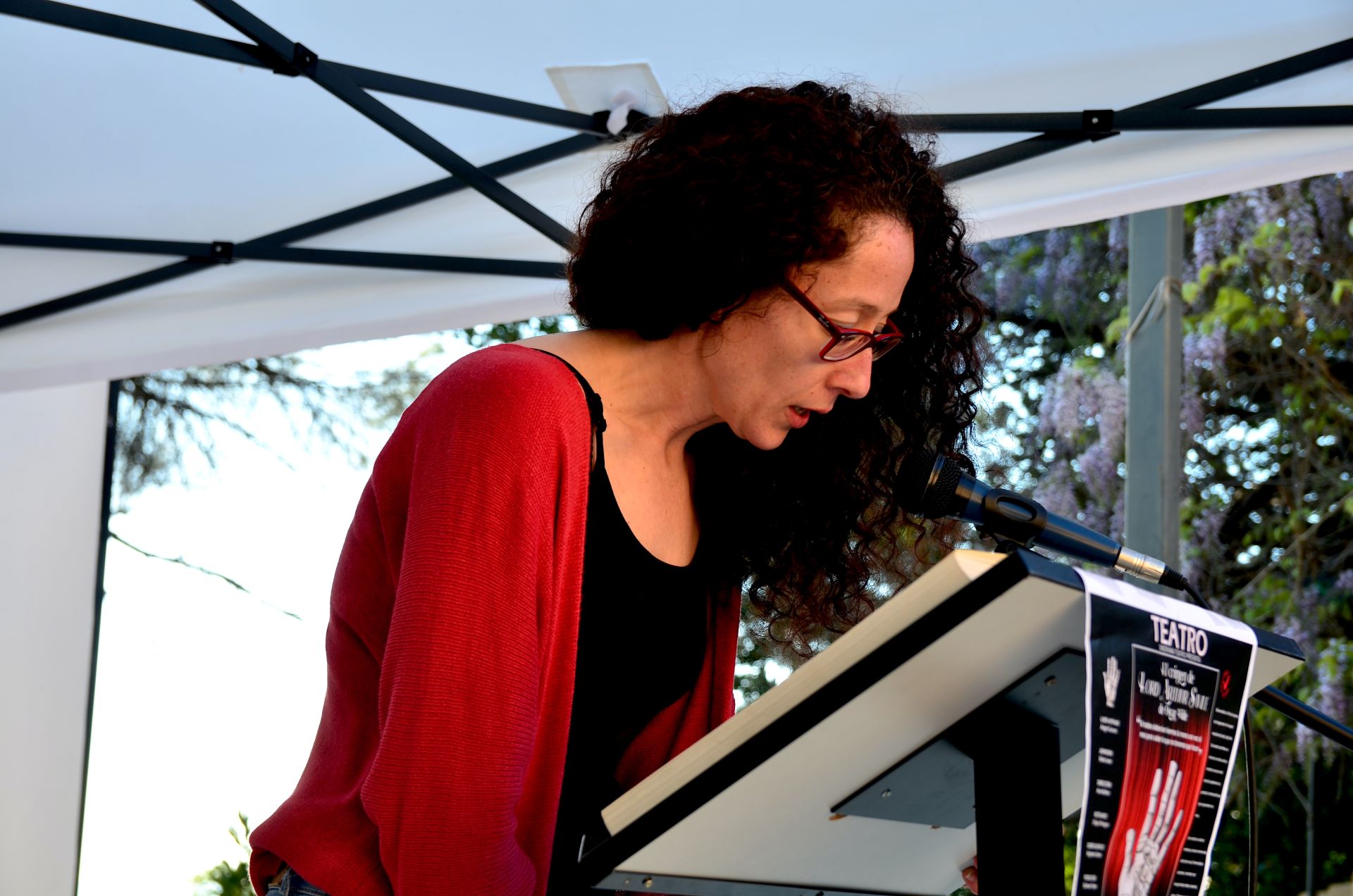 Huétor Vega lee 'El Quijote' en el Carmen de San Rafael