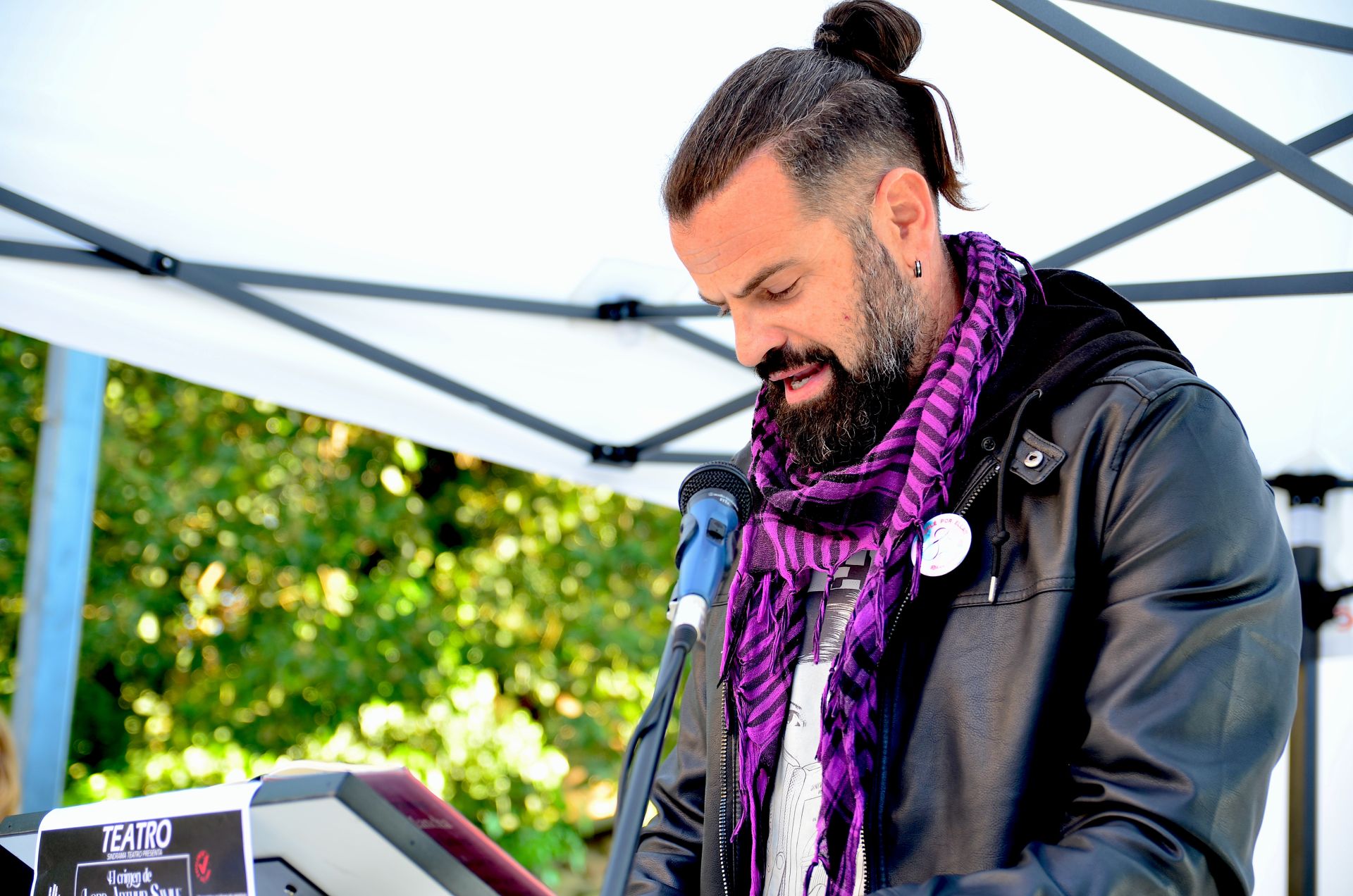 Huétor Vega lee 'El Quijote' en el Carmen de San Rafael