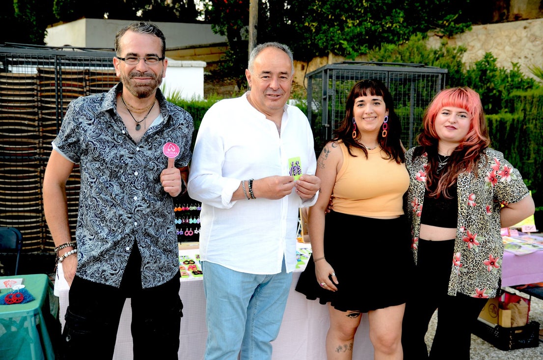 Músicos y artesanos unen fuerzas solidarias en Huétor Vega