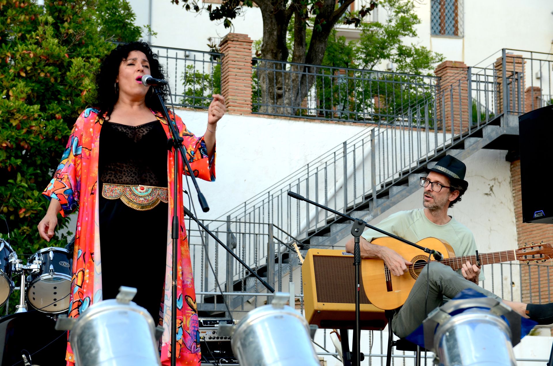 Músicos y artesanos unen fuerzas solidarias en Huétor Vega