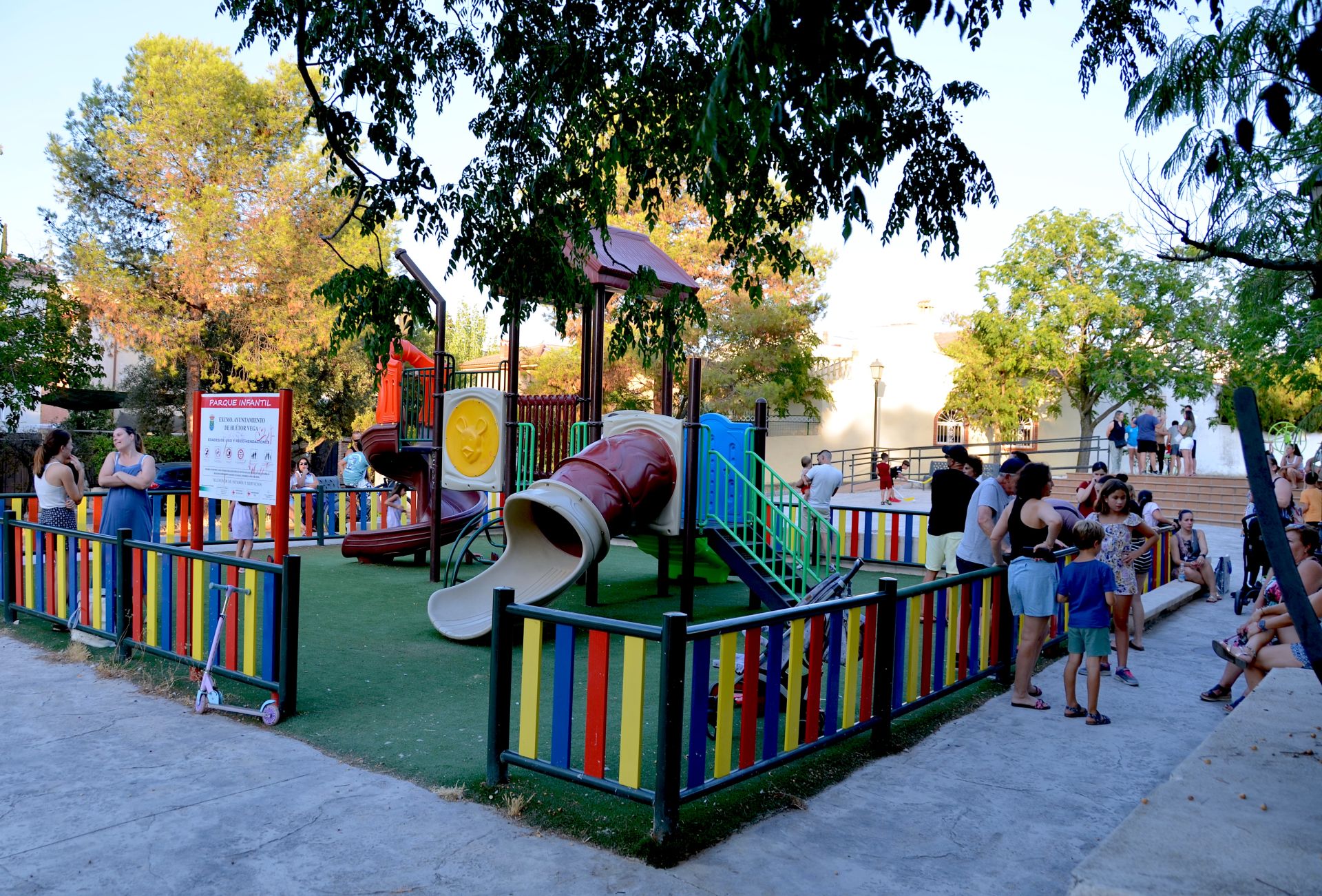 Huétor Vega, el pueblo que 'activa' sus plazas en verano