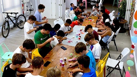 La programación del Espacio Joven de Huétor alcanza los cuarenta participantes diarios