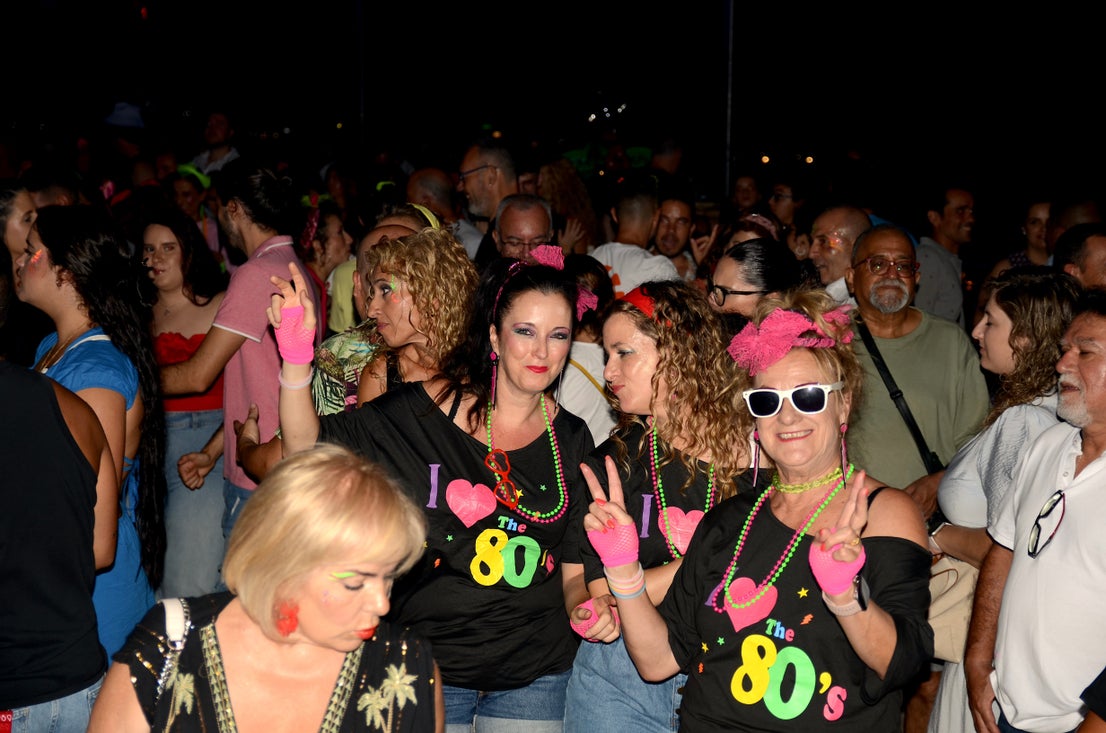 Fiesta 'ochentera' en Huétor Vega