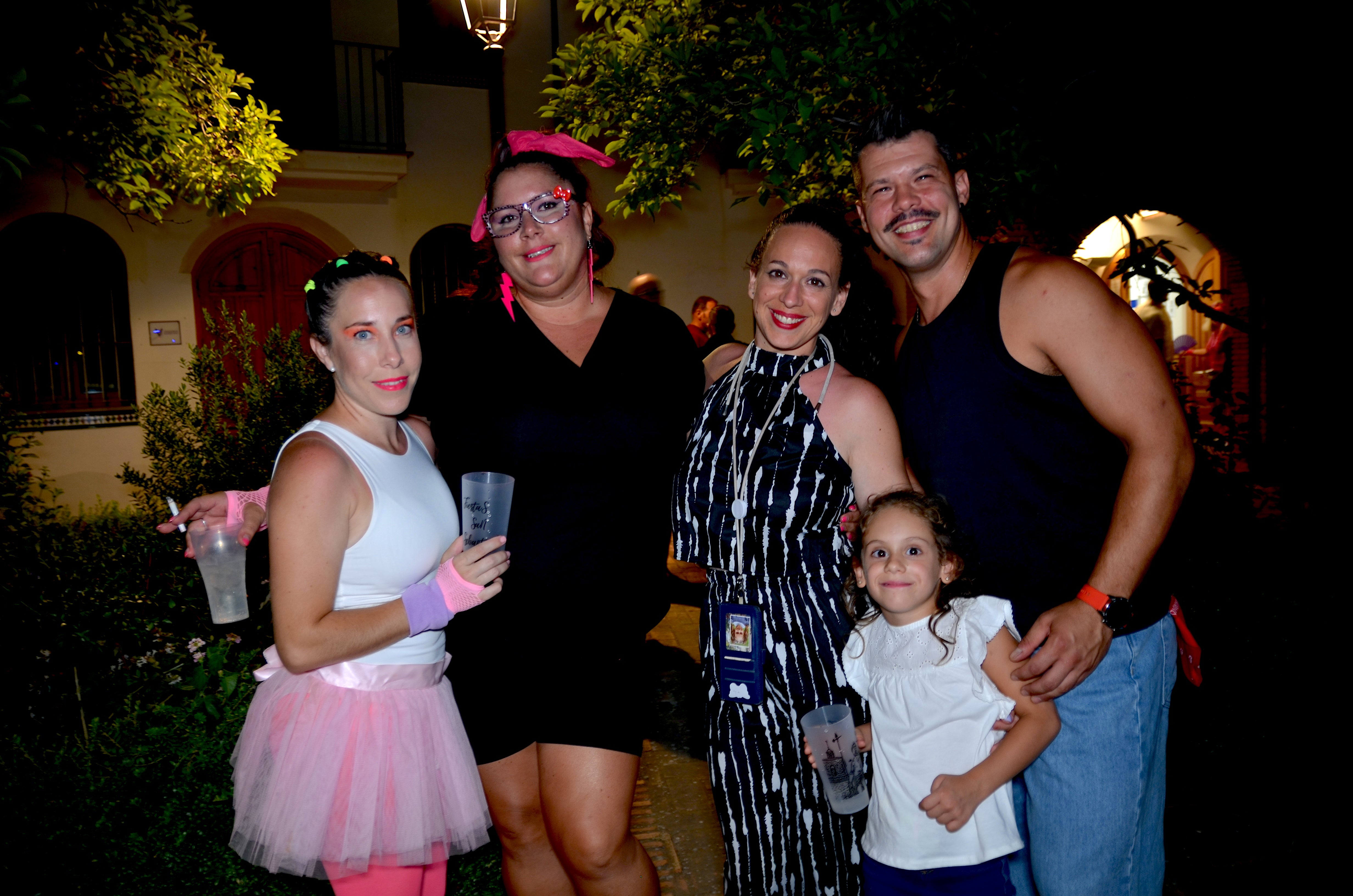 Fiesta &#039;ochentera&#039; en Huétor Vega