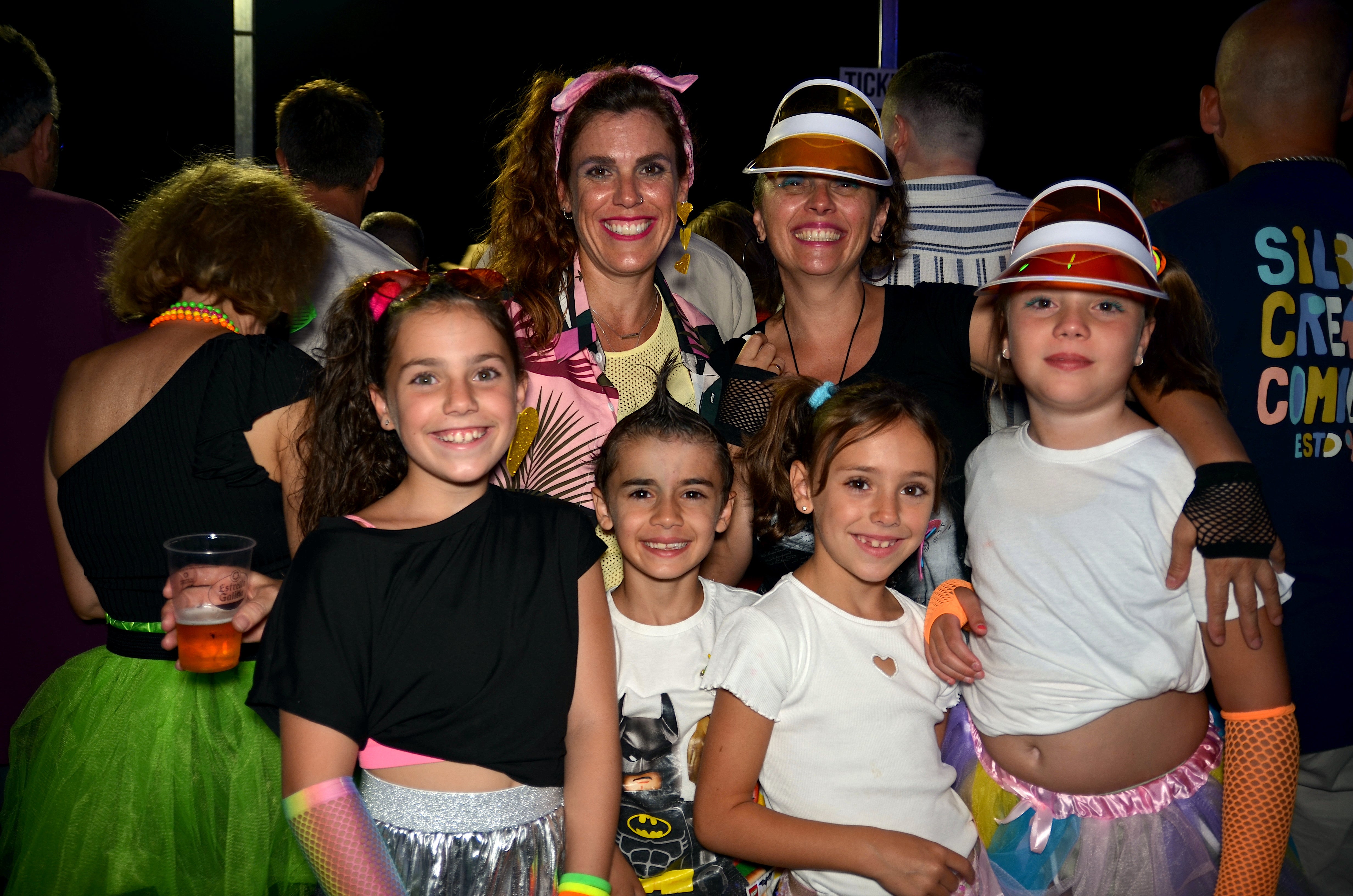 Fiesta 'ochentera' en Huétor Vega