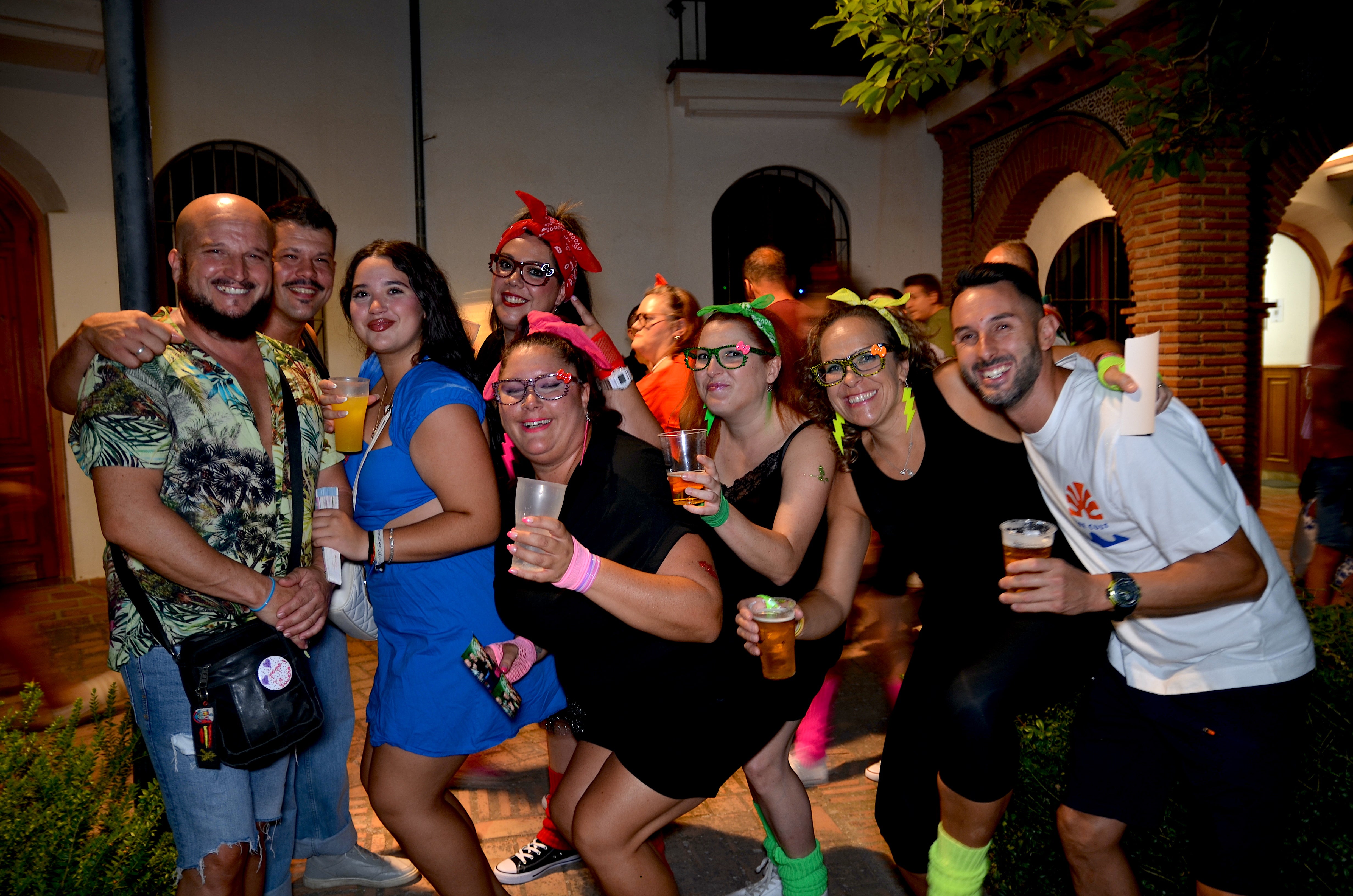 Fiesta 'ochentera' en Huétor Vega