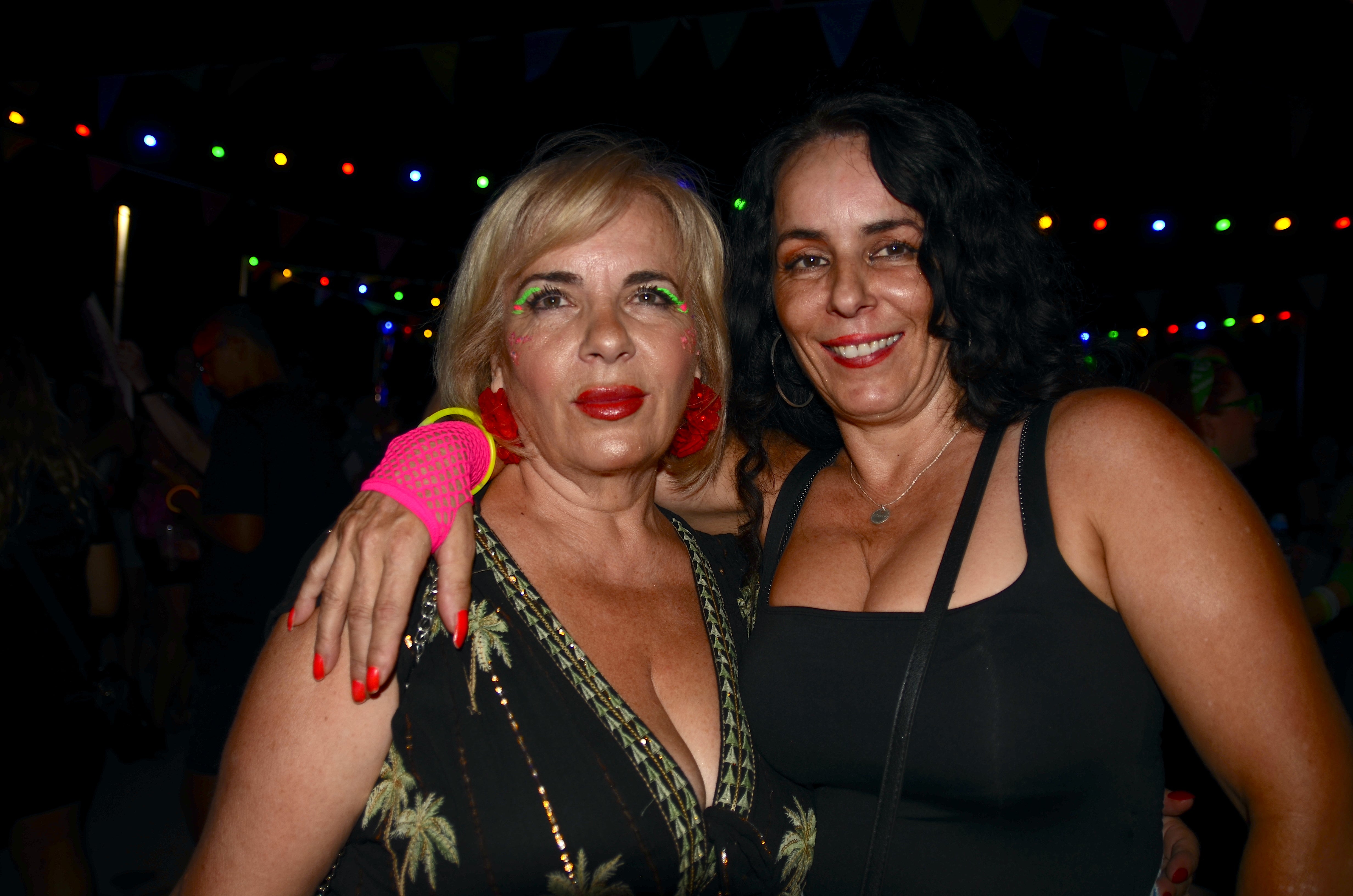 Fiesta &#039;ochentera&#039; en Huétor Vega
