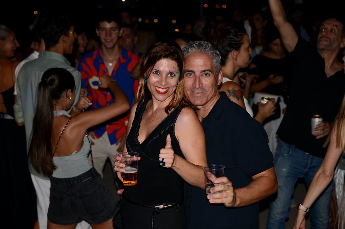 Fiesta 'ochentera' en Huétor Vega