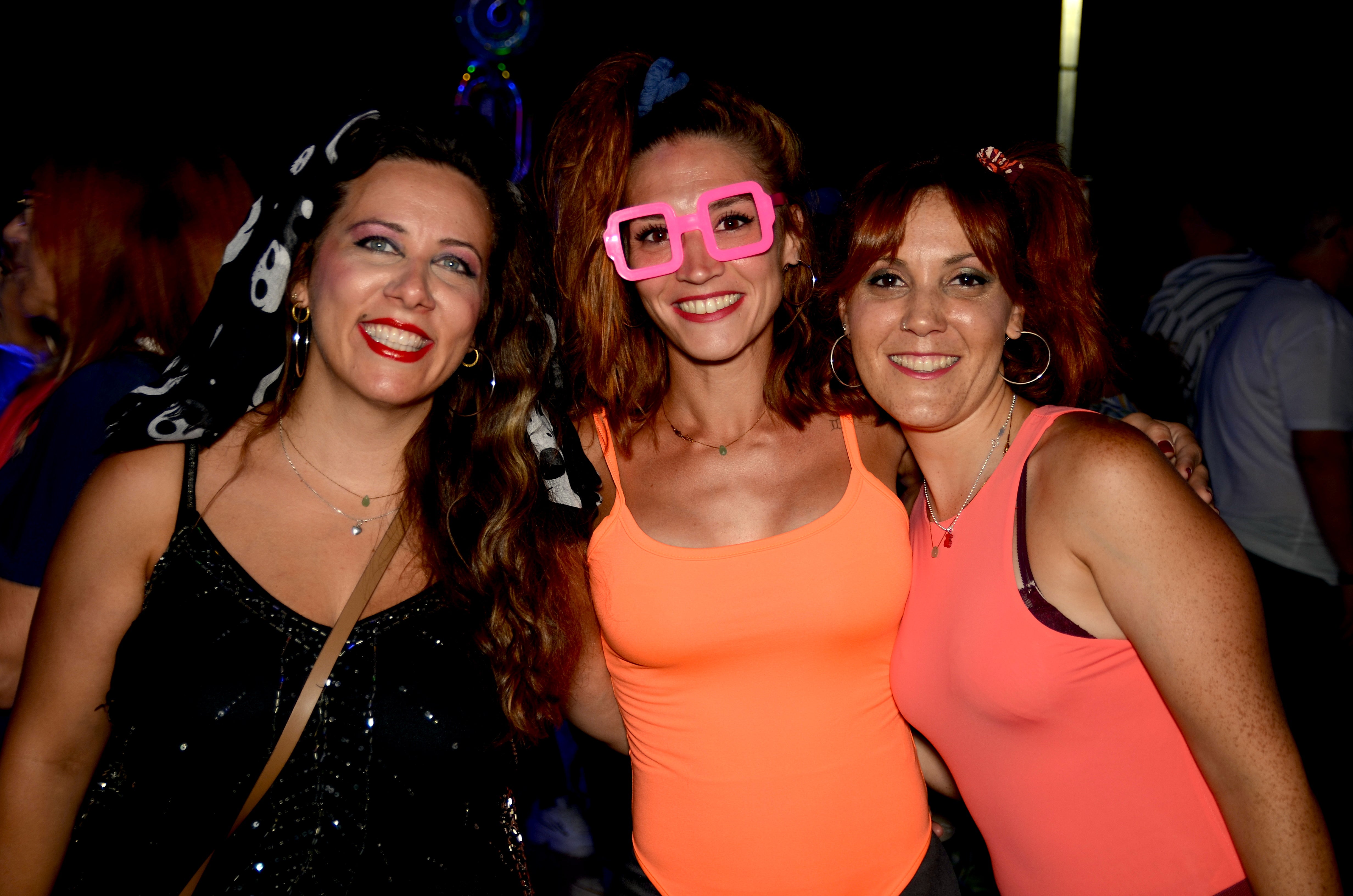 Fiesta 'ochentera' en Huétor Vega