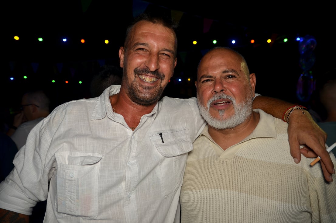 Fiesta 'ochentera' en Huétor Vega