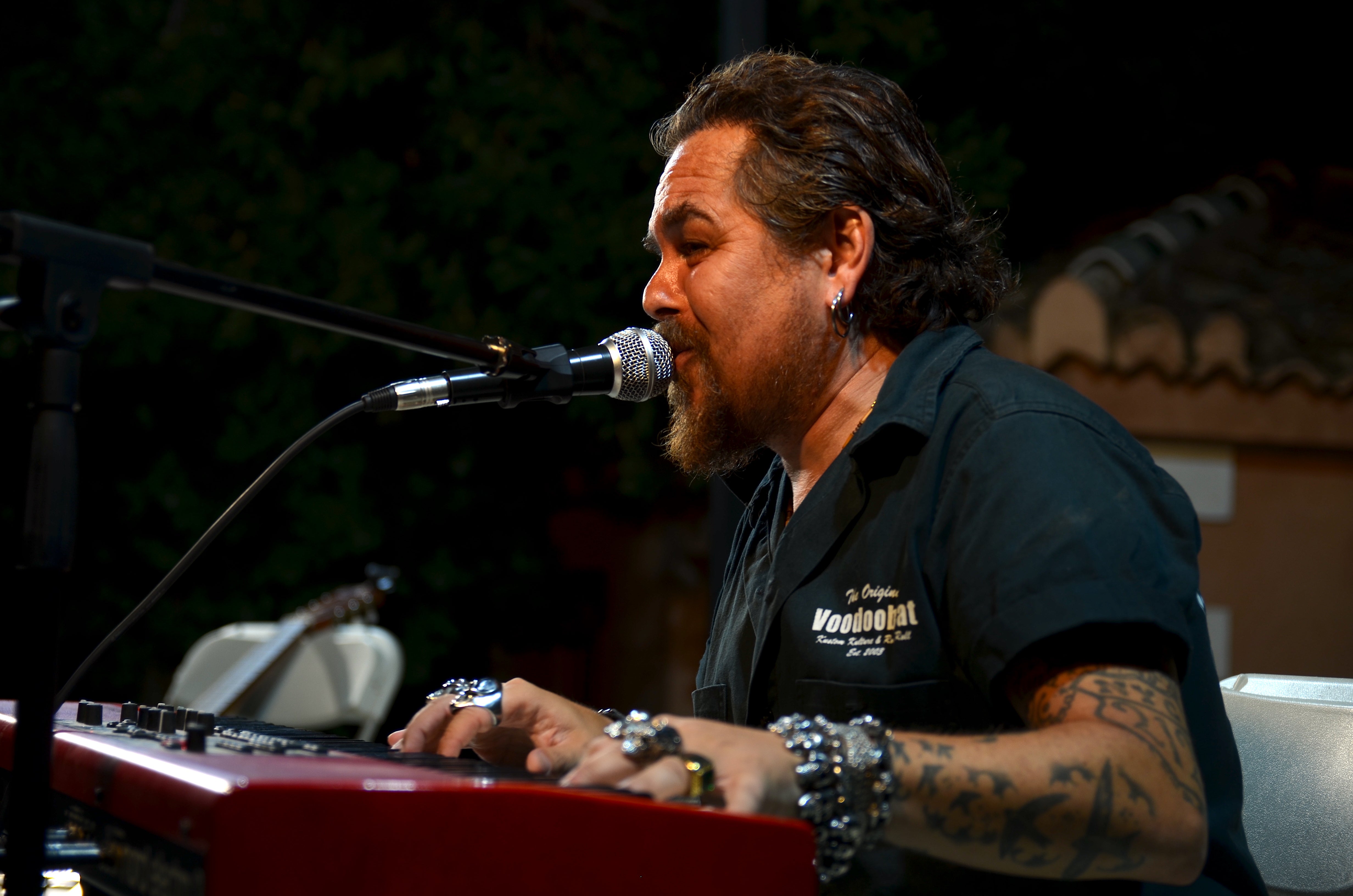 Jimmy Barnatán, cantando blues al teclado en el primer concierto de la 'Spanish caravan'.