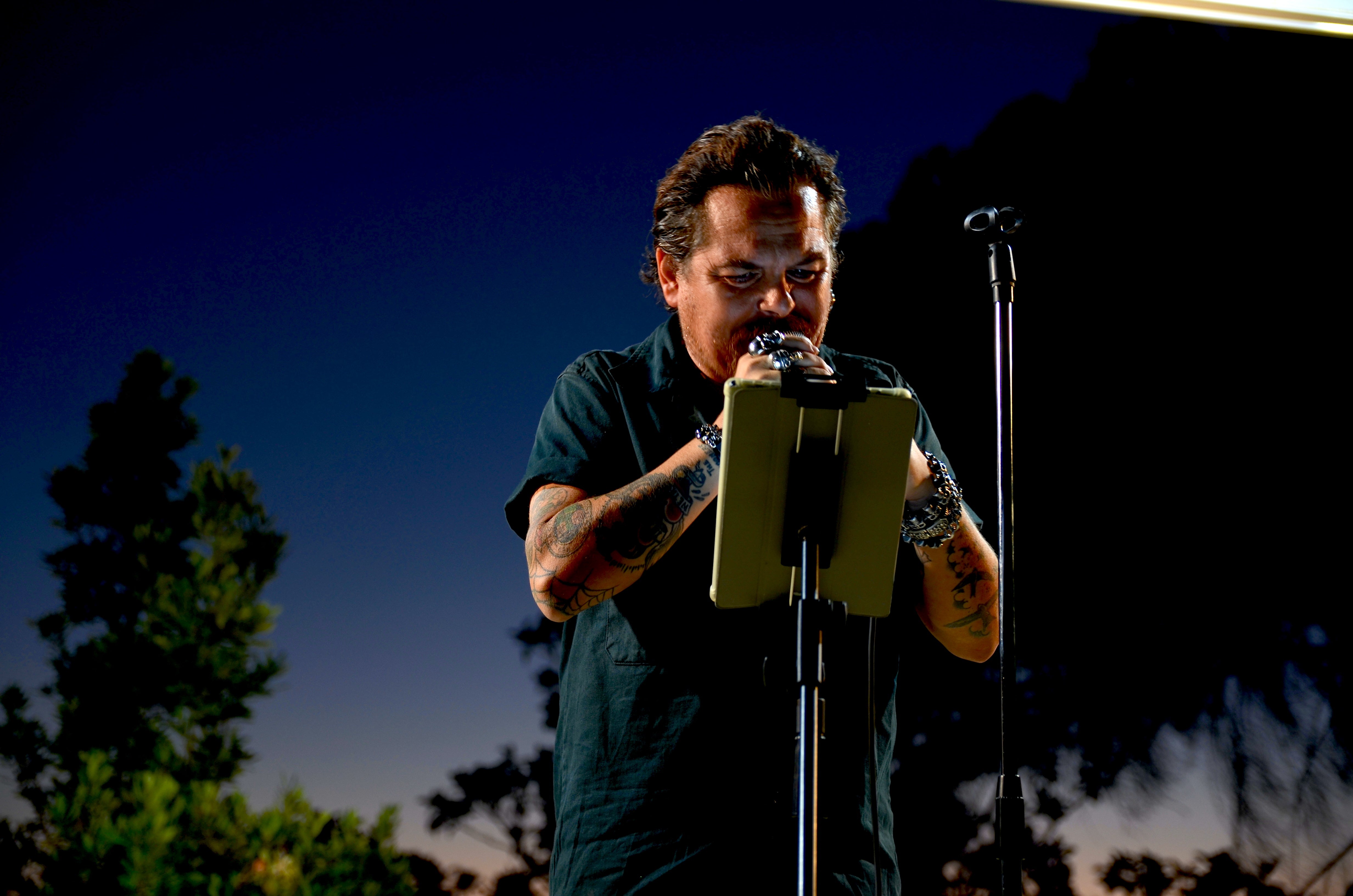 Imagen principal - Jimmy Barnatán y Falín Galán, invocando el espíritu de Jim Morrison.