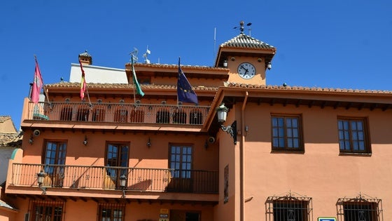 Huétor Vega consulta a la ciudadanía de cara a las distinciones del Día de Andalucía
