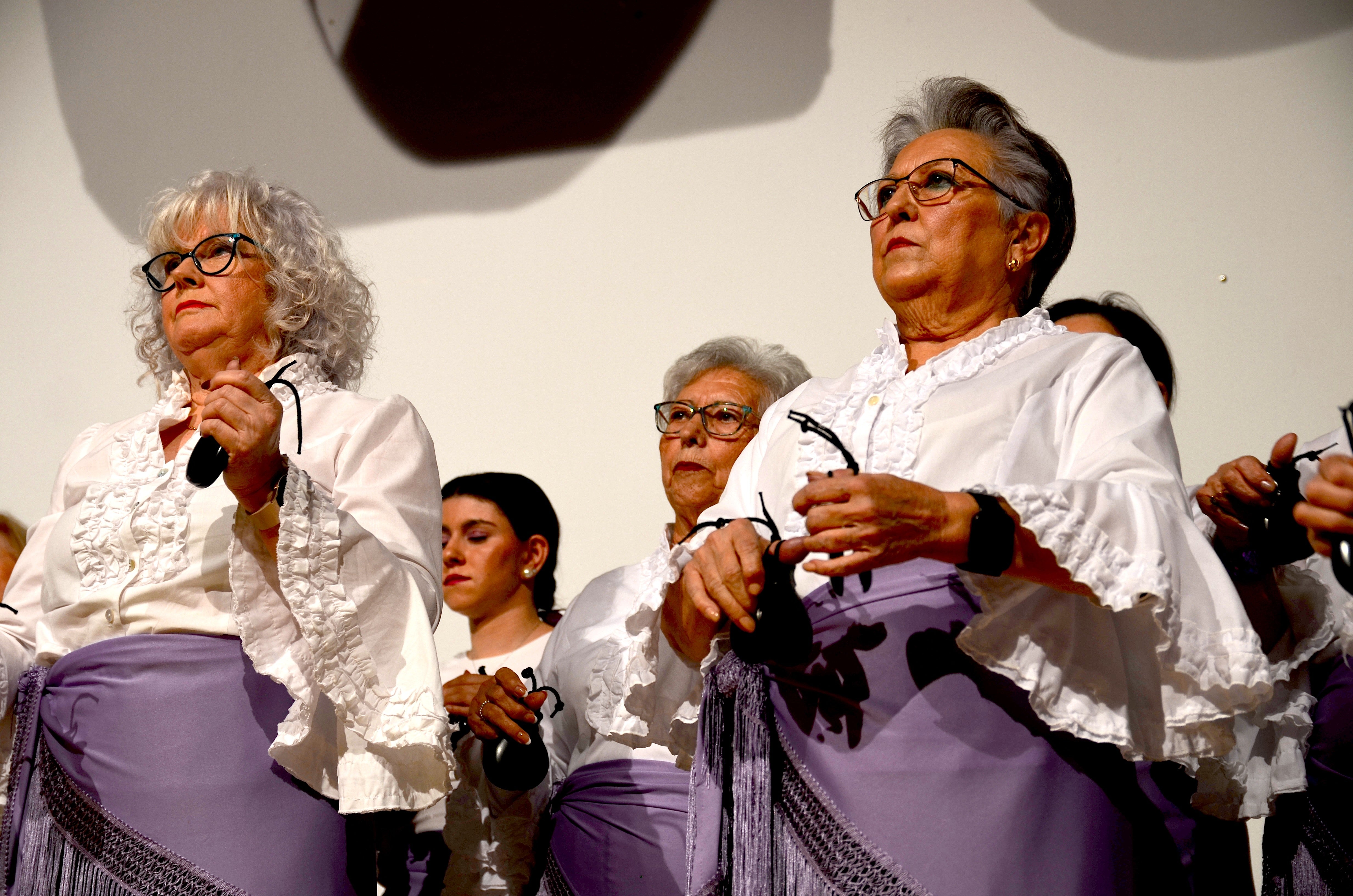 Huétor Vega escenifica el horror de la violencia de género