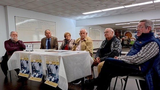 Huétor homenajea a 'El Niñillo' y María Moral por su compromiso con la vega
