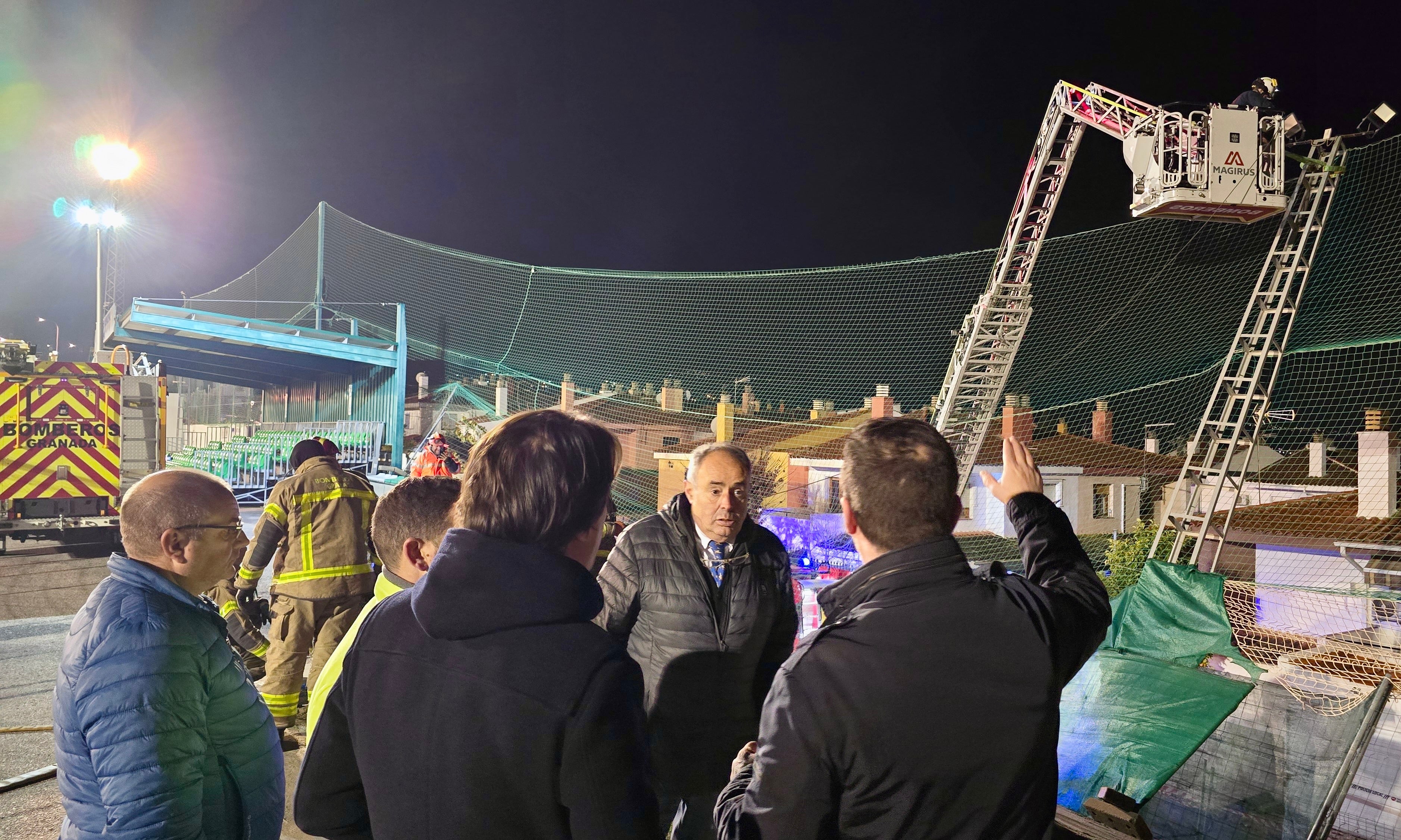 El alcalde, Mario del Paso, en el lugar del suceso.