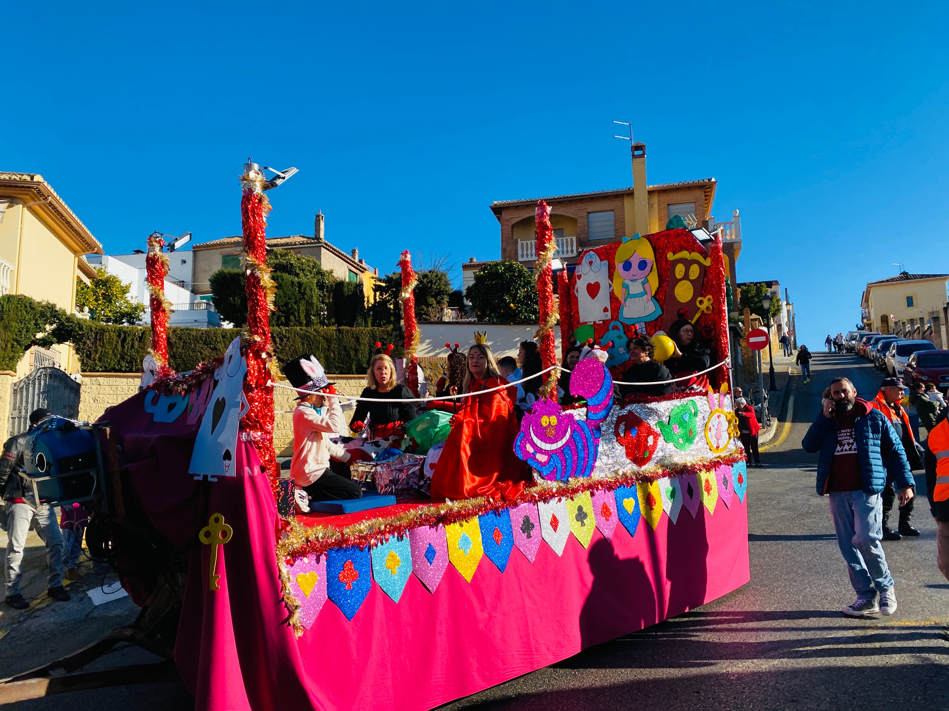 El sol ilumina la Cabalgata de Huétor Vega