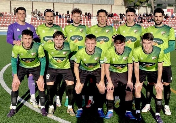 Once inicial del CD Huétor Vega.