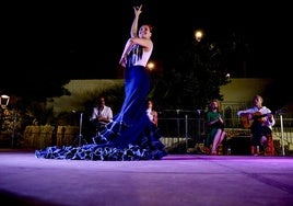 La bailaora Natalia de la Eva, en el Festival Flamenco de Huétor Vega.