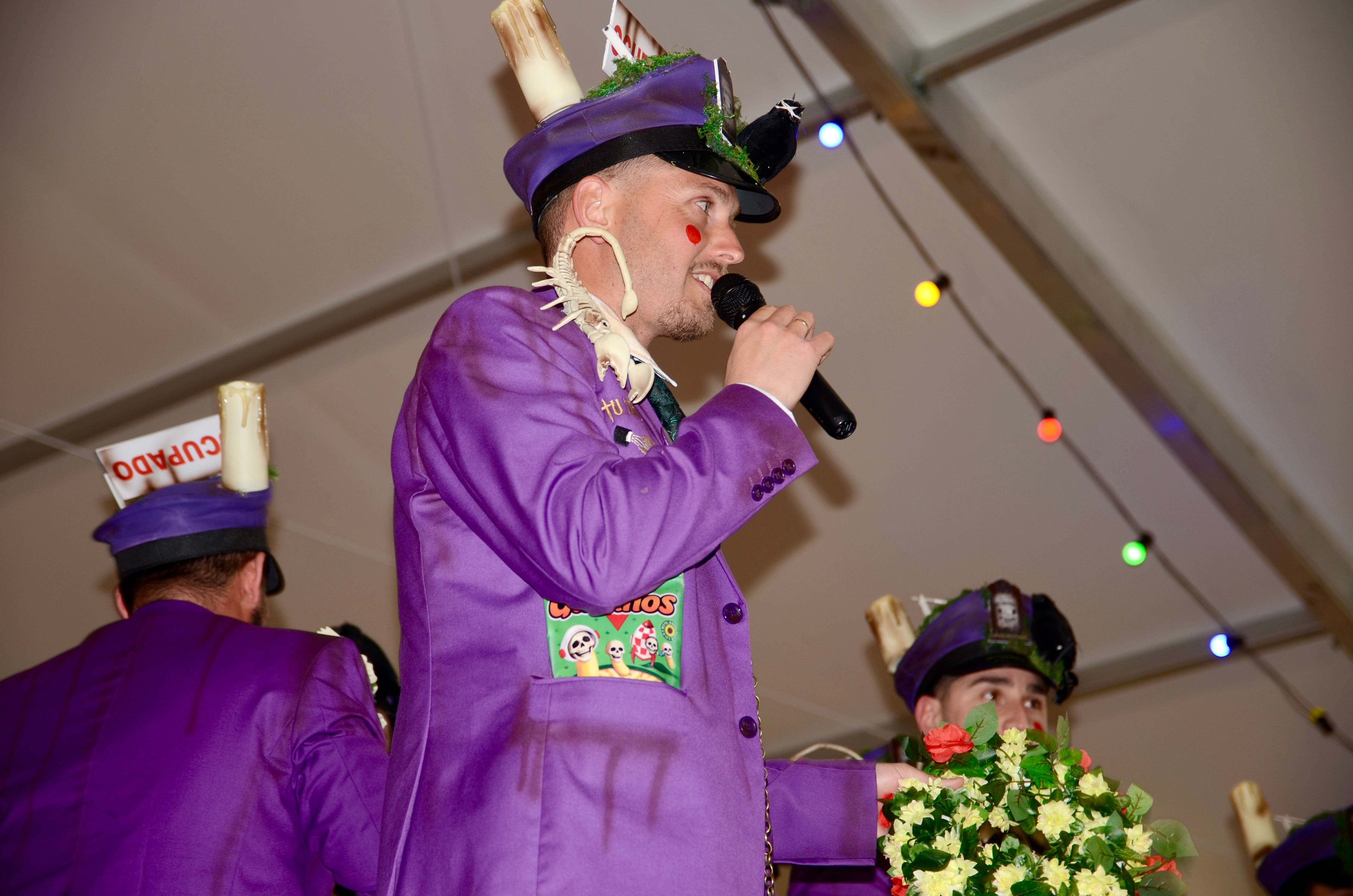 Chirigotas mordaces y con salero en Huétor Vega