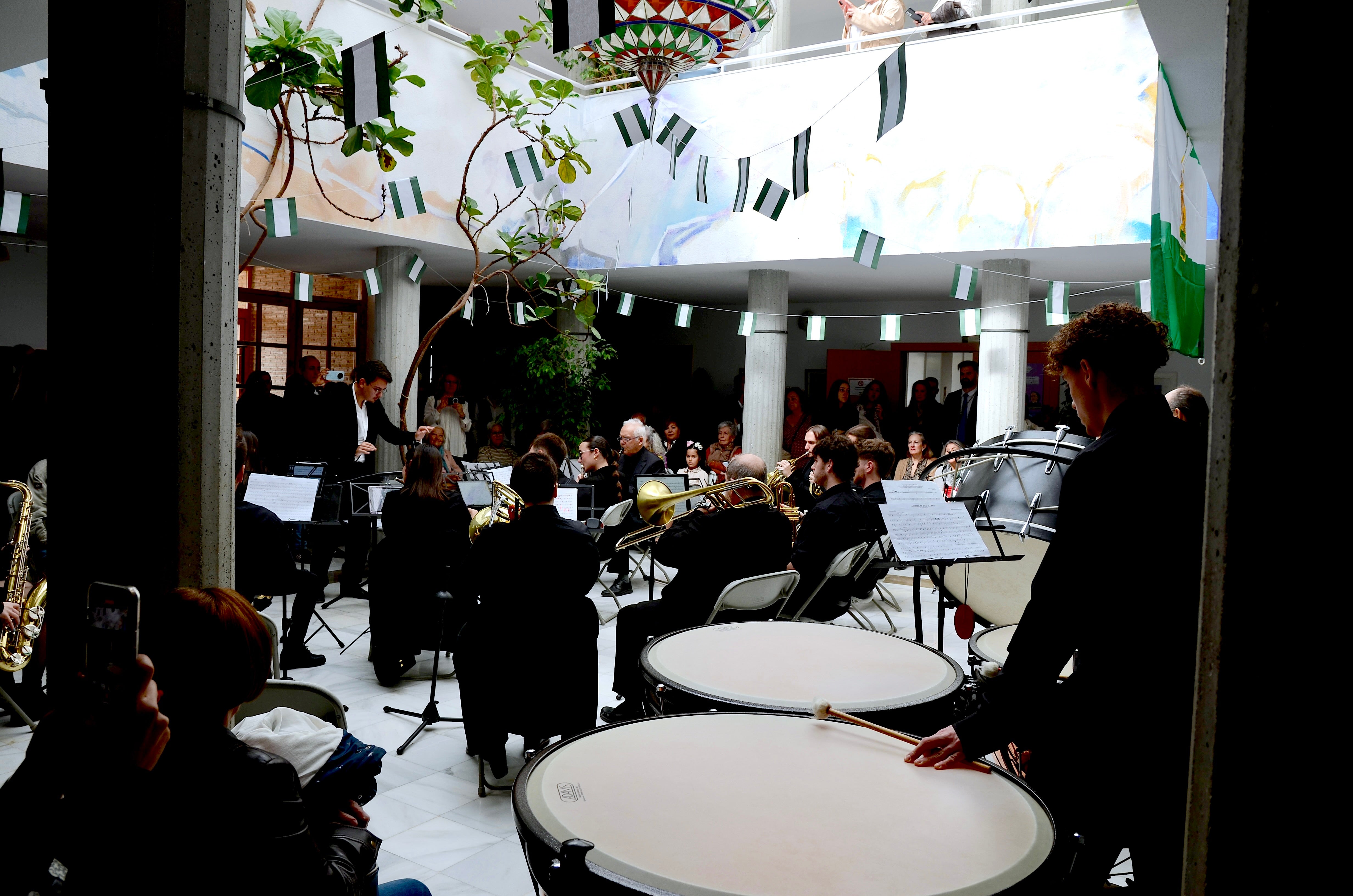 Un Día de Andalucía cargado de emoción en Huétor Vega