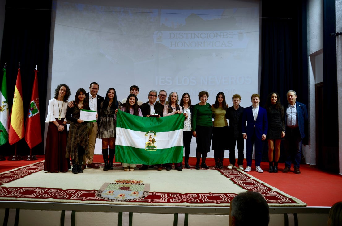 Un Día de Andalucía cargado de emoción en Huétor Vega