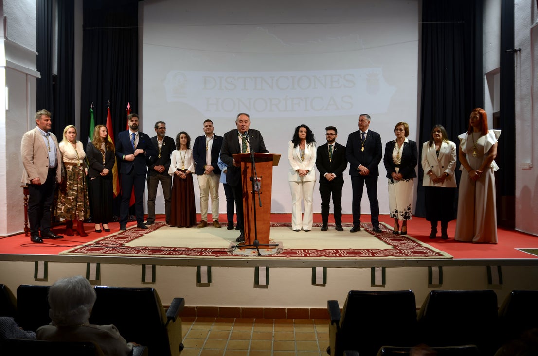 Un Día de Andalucía cargado de emoción en Huétor Vega