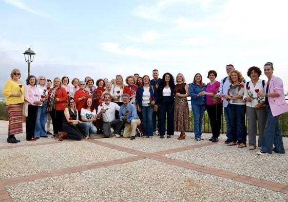 Huétor Vega lee 'El Quijote' en el Centro Huerta Cercada