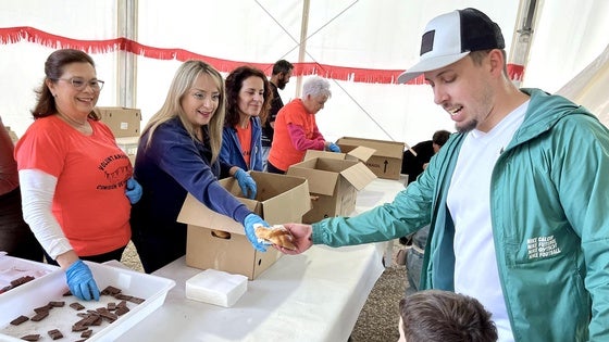 'Roar el güevo': la divertida merienda anual de San Marcos en Huétor Vega