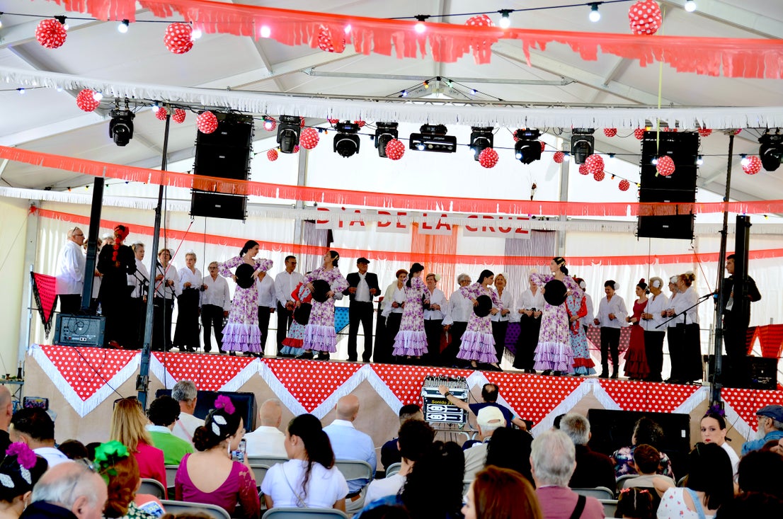 Día de la Cruz en Huétor Vega: arte a raudales