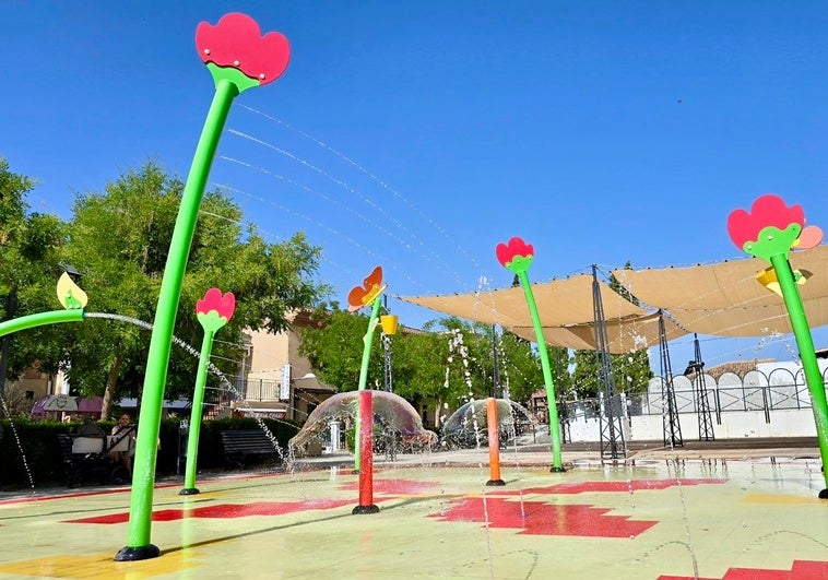 ‘Splash park’ de la Plaza Abdal Malik, en Huétor Vega.