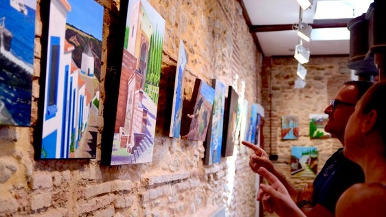 Una exposición en Huétor Vega demuestra que el arte no tiene edad