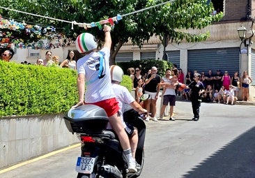 Cintas en moto y en bici en Huétor Vega
