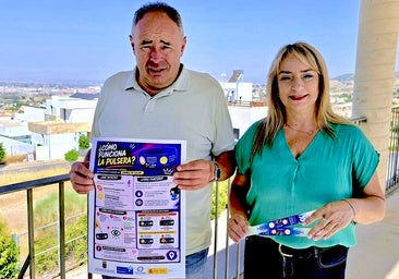 El alcalde y la concejala de Igualdad del Ayuntamiento de Huétor Vega presentan la iniciativa.