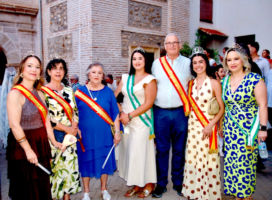 La emocionante procesión de San Roque y la Virgen del Rosario en Huétor Vega