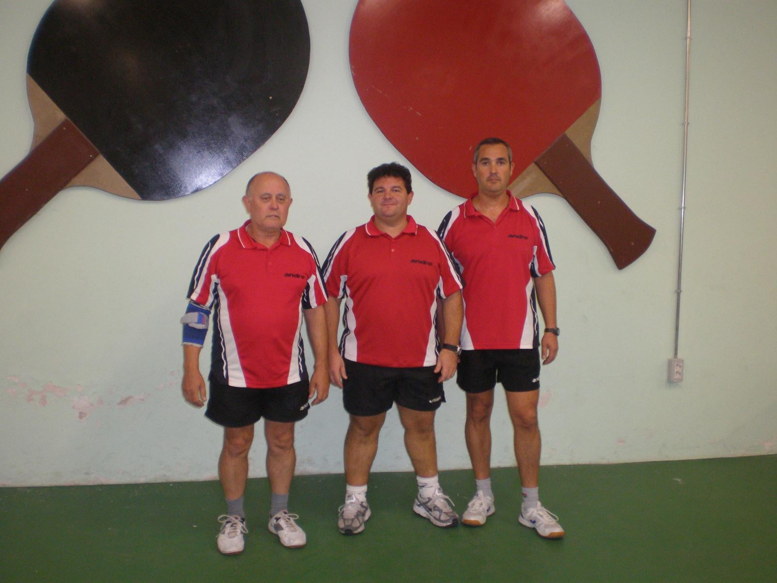 Notable jornada para los equipos de tenis de mesa