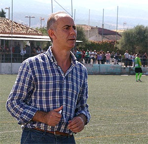 Fútbol: el CD Huétor Vega es líder en Primera Andaluza