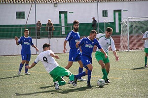 Huétor Vega, a cuatro partidos del sueño de Tercera